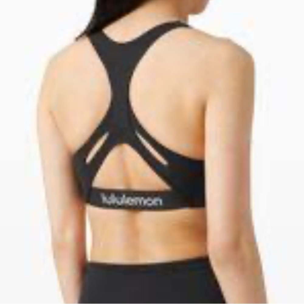 Lululemon Strong Identity Bra size 6